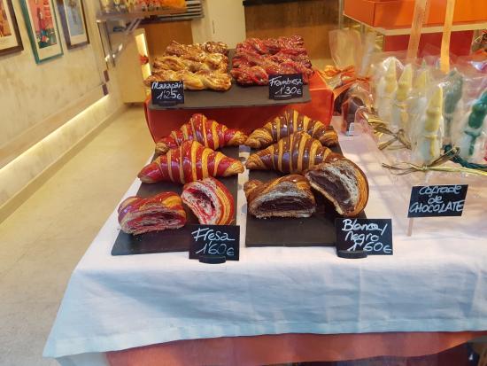 Panaderia Pasteleria Tolosana